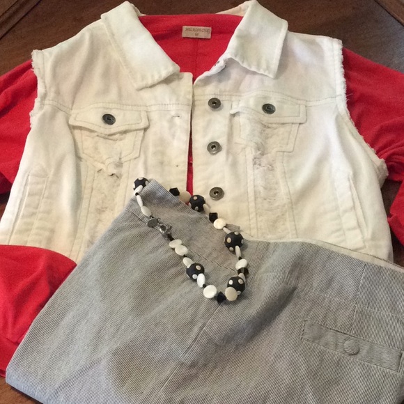 NIE+ZOE. CAPRIS - Picture 1 of 6